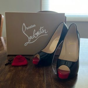 Christian Louboutin New Very Prive 120 Patent Peep Toe